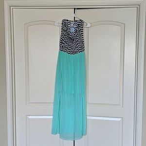 NWT Flowing Chevron Sheer Sleeveless Maxi Dress!